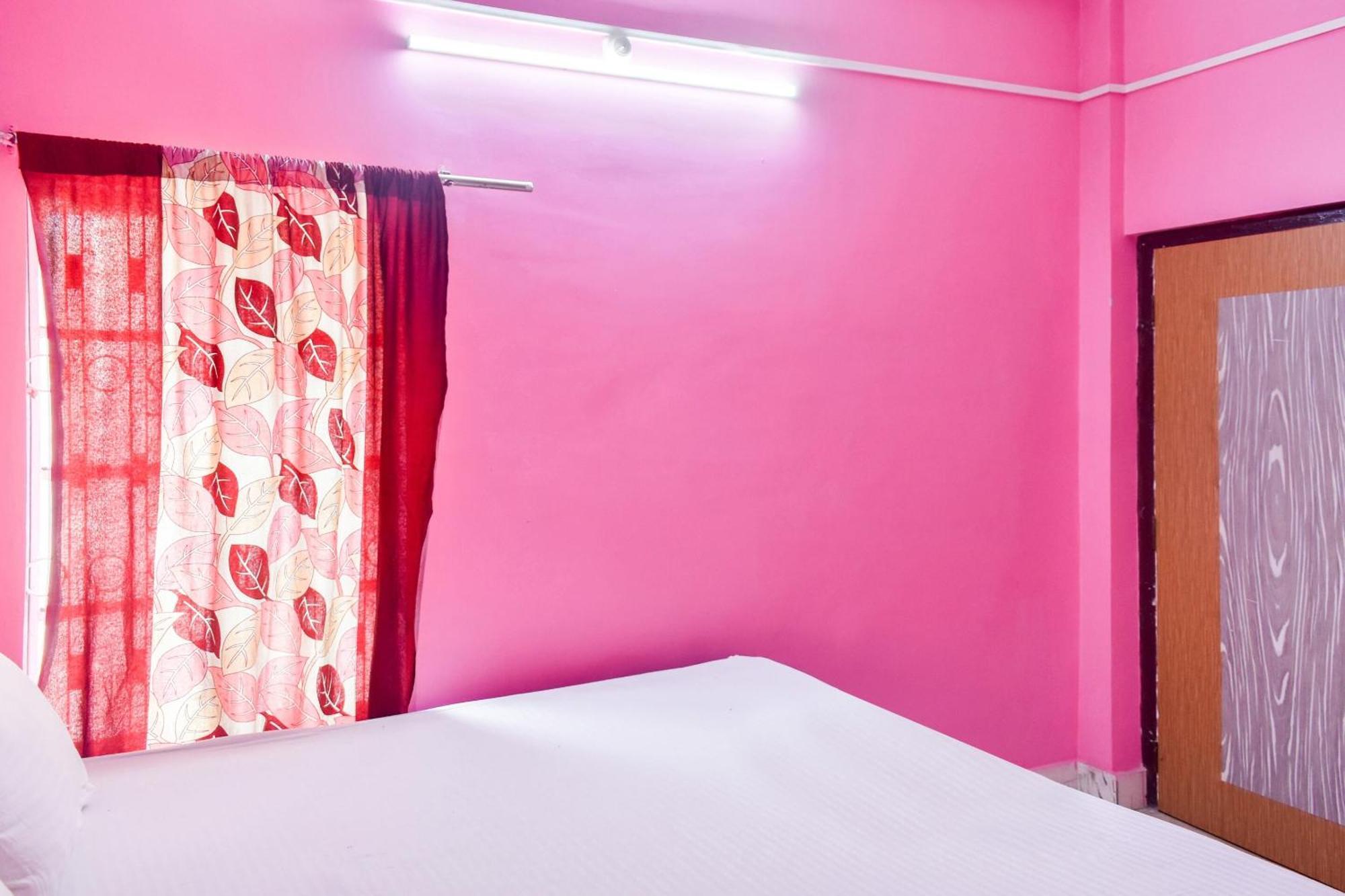 Super Hotel O Pradhan Nagar Siliguri Buitenkant foto
